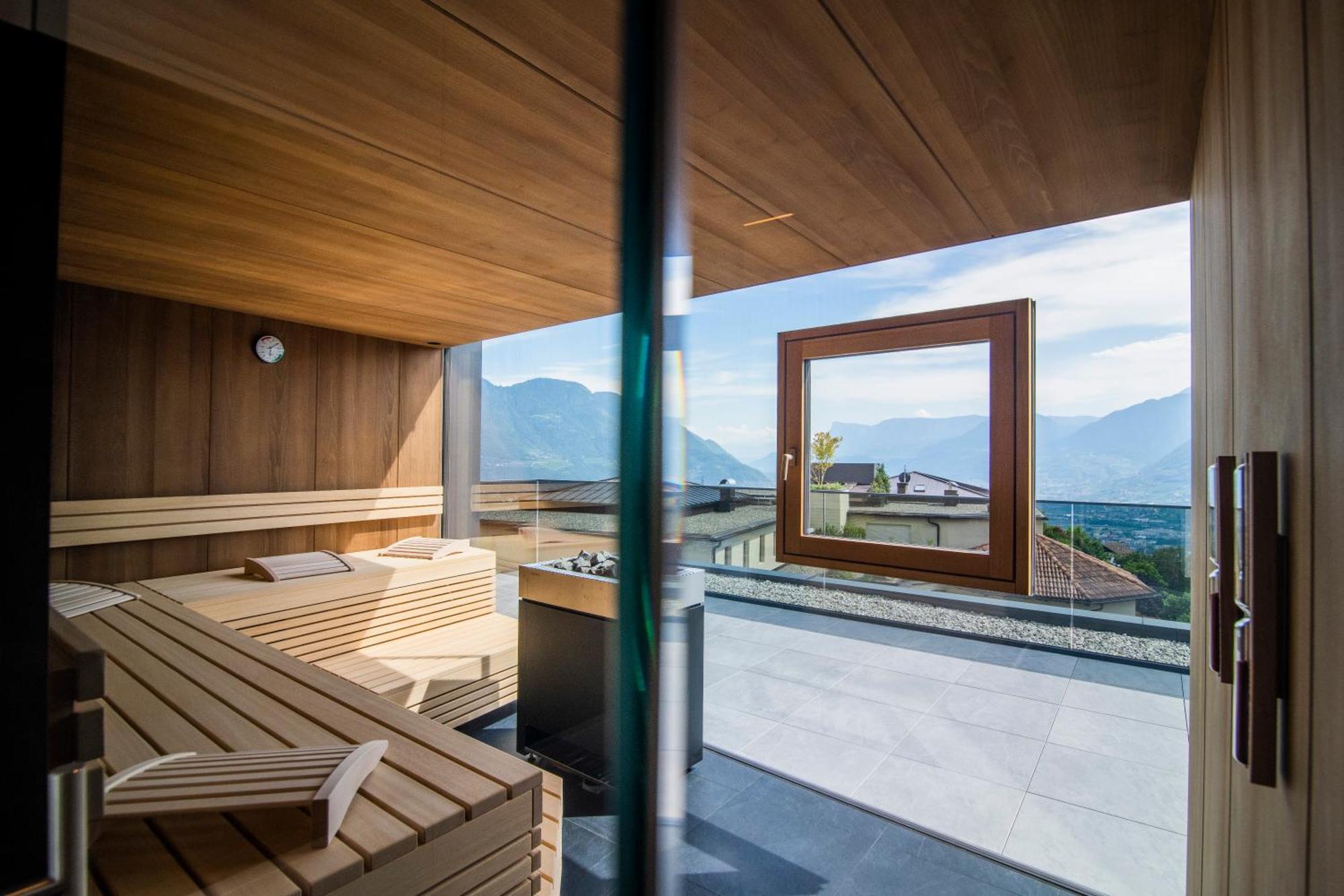 Garni Hotel Kessler Tirolo Luaran gambar