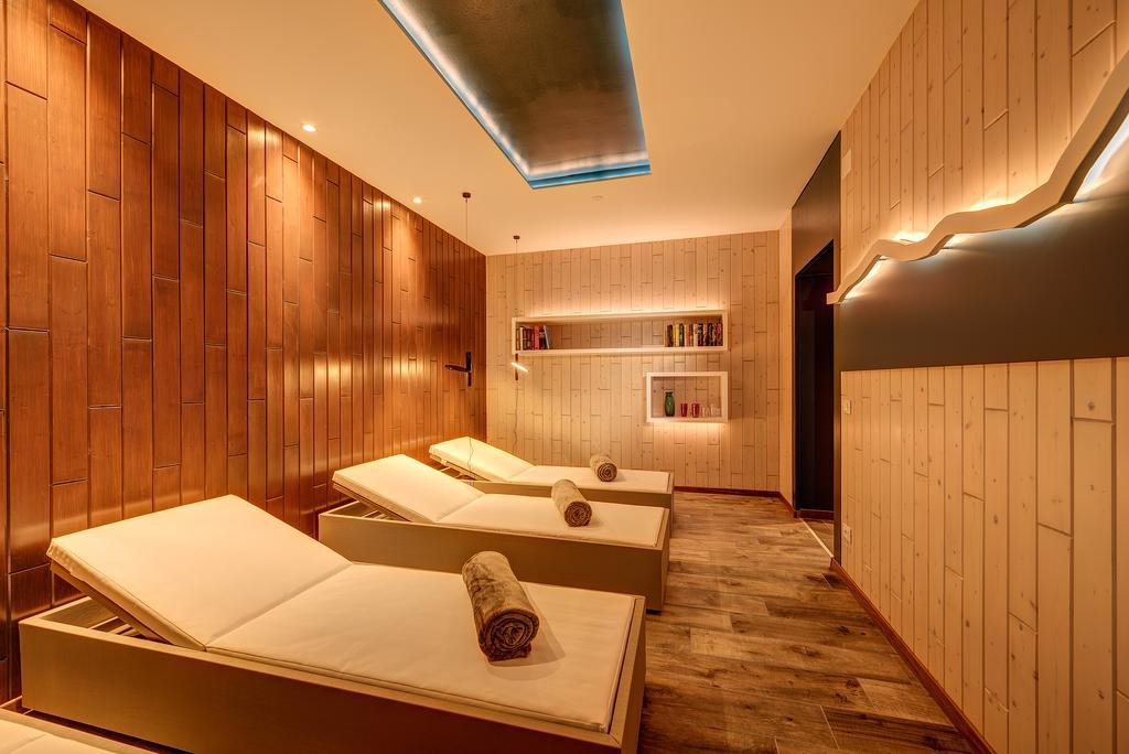Garni Hotel Kessler Tirolo Luaran gambar