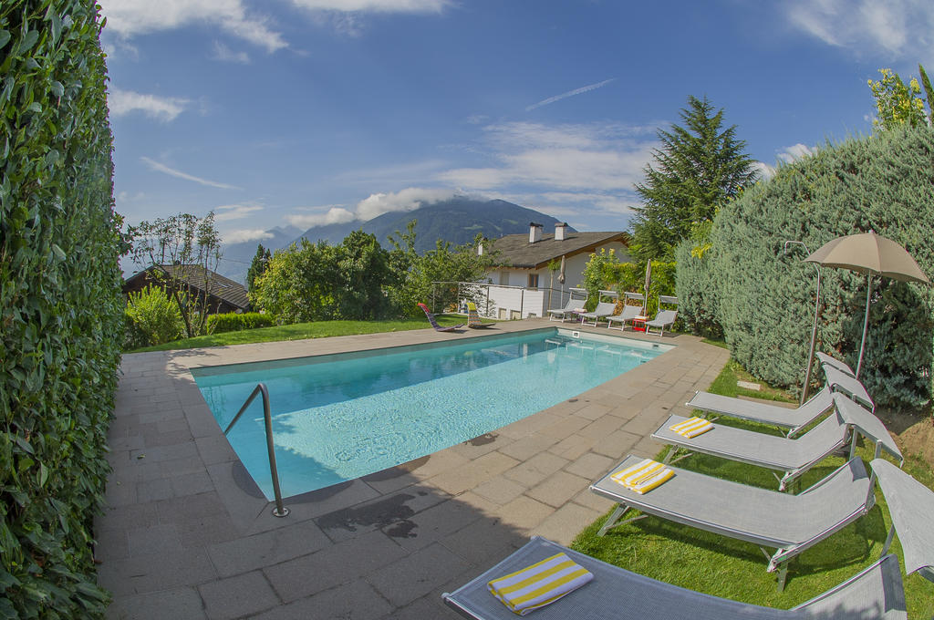 Garni Hotel Kessler Tirolo Luaran gambar
